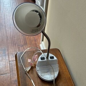 White Desk Lamp with Flexible Neck